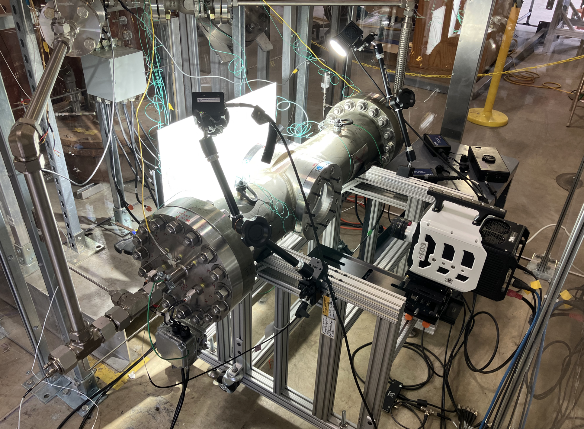 The HASTE facility will incorporate ORNL’s current work in helium cooling on the Helium Flow Loop Experiment, which investigates heat transfer methods using pressurized helium and additively-manufactured test cells made at ORNL’s MDF.